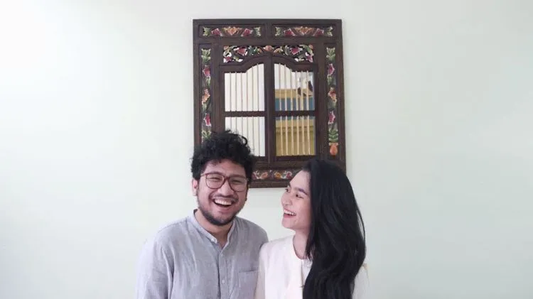 6 Pasangan yang Harusnya Jadi #RelationshipGoals Kita. Bukan Mereka yang Sukanya Drama 9