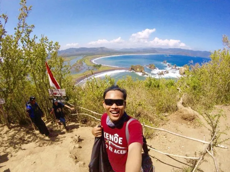 Destinasi Baru Jember, Teluk Cinta yang Kekinian. Kamu Harus Segera Kunjungi Sama Pasangan! 8