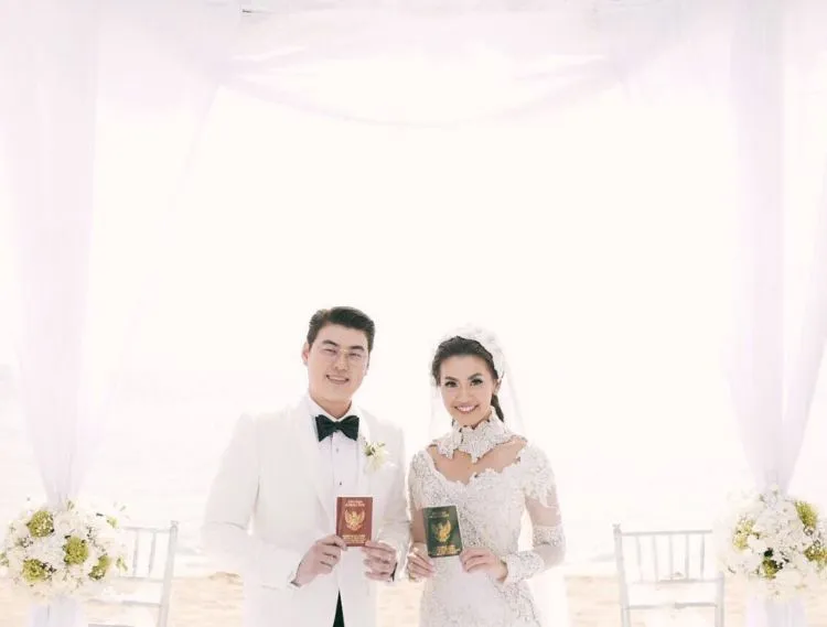 Momen Bahagia yang Memanjakan Mata: Akad Nikah Asty Ananta di Bali, Preweddingnya Juga Mewah! 31