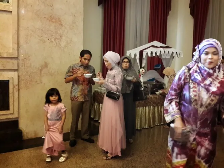 8 Hal yang Kurang Diperhatikan dalam Acara Pernikahan, Tapi Kerap Bikin Tamu Sebal 14