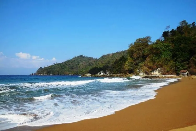 Girls, Hati-hati Kalau Cowokmu Ngajakin Traveling ke 7 Tempat Ini. Bisa-Bisa Dia Cuma Nyari Kesempatan 10