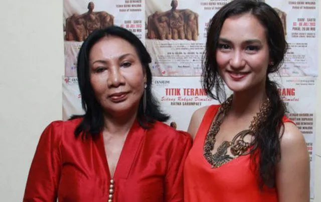 Karir Atiqah Hasiholan Diancam Gara-Gara Ibundanya Banyak Kritik Ahok, Waduh Salah Fokus Nih 12