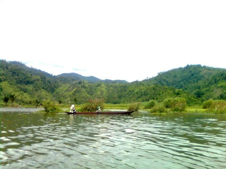 Di Balik Sisi Gelapnya Sebagai Penjara Tapol ‘65, Pulau Buru Layak Jadi Destinasimu Selanjutnya 10