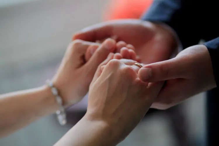 Bagi Calon Pengantin Yang Diterpa Ragu, Temukan Ketenangan Hati Lewat 13 Quote Romantis Ini 14