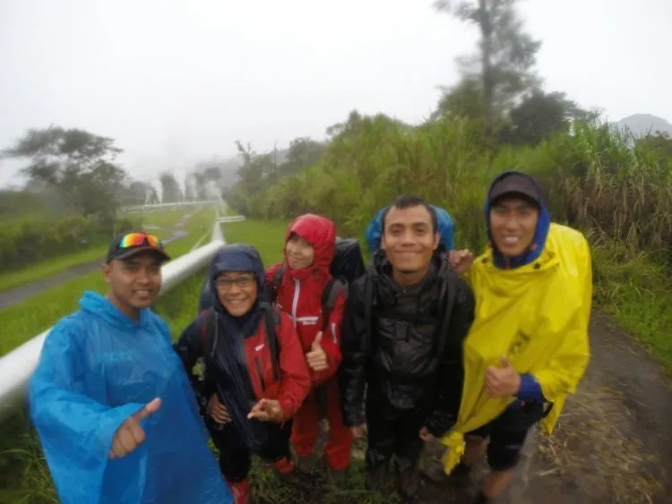 Dua Nyawa Melayang di Semeru Dalam Dua Bulan. Bukti Bahwa Kita Harus Berhenti Meremehkan Alam 8