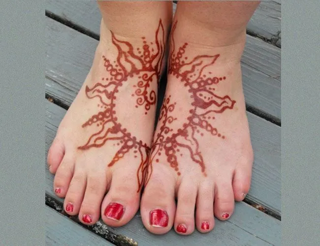 Motif Henna Pengantin yang Menyimpan Doa & Harapan 14