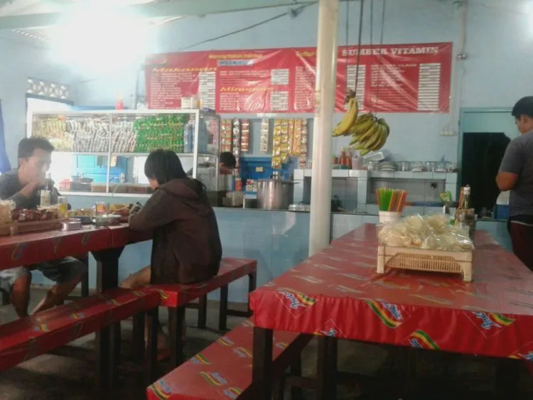 9 Rahasia di Balik Nikmatnya Mi Instan Buatan Burjo daripada Masak Sendiri 18