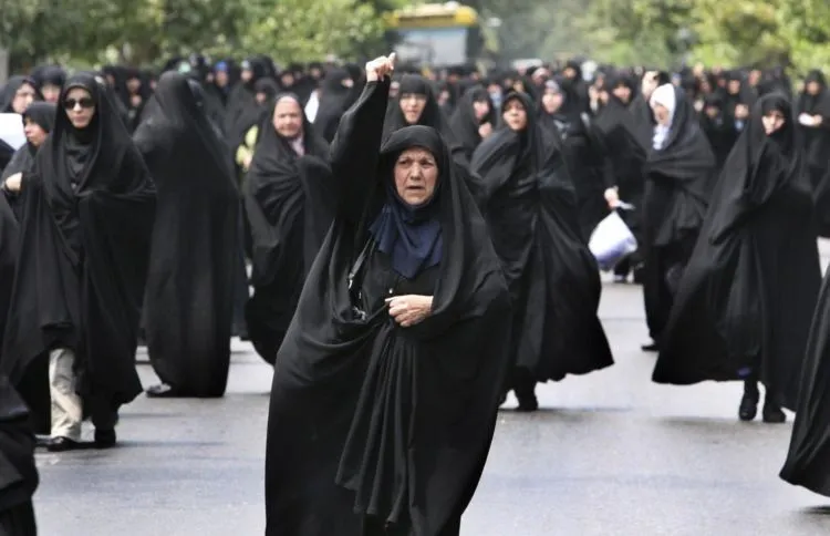 Macam-macam Jenis Kerudung yang Populer Di Dunia. Jangan Cuma Tahu Berhijabnya Saja 12