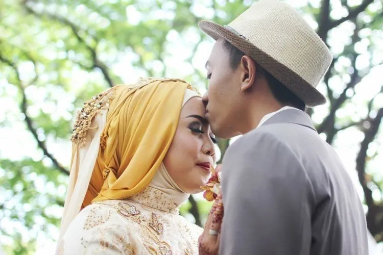 Bukan Sebagai Pemenang, Cewek yang Menikah Duluan Hanya Merasakan Hal-hal Ini Lebih Cepat 20