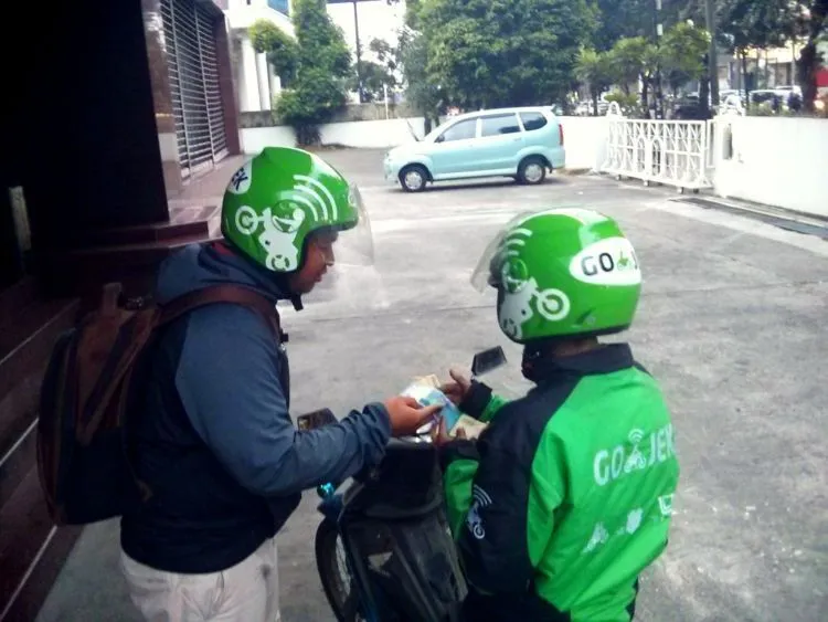 Ojek Online Memang Idaman Banget, Tapi Baca Juga Nih 10 Keluhan Paling Umum dari Para Penumpangnya 13