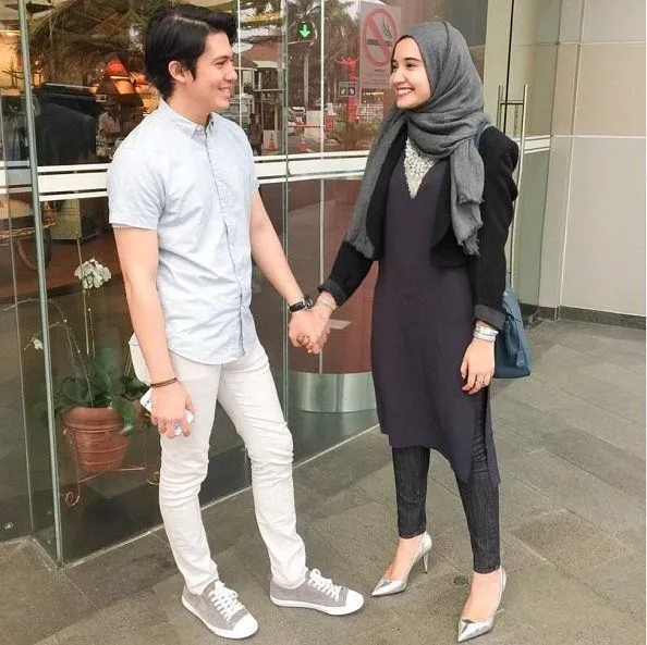 4 Alasan Kenapa Cewek Berhijab Terlihat Lebih Menarik Di Mata Cowok. Masuk Akal Sih Ini 6