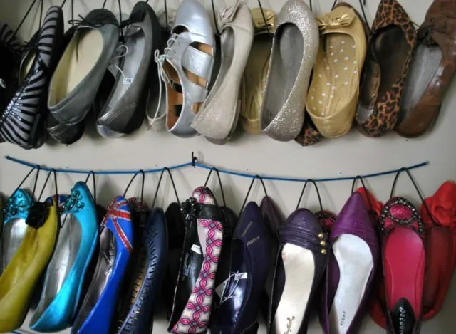 10 Cara Membuat Rak Sepatu Sederhana dan Minim Biaya. Kamu Layak Coba! 19 cara membuat rak sepatu gantung sendiri
