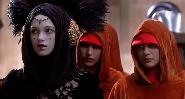 14 Inspirasi Kostum Halloween Berhijab. Anti Ribet, Tanpa Seksi dan Tetap Lucu 20