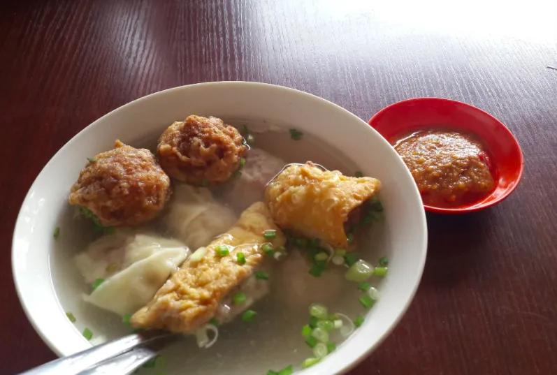 Bakso Atau 'Oskab' Malang Ini Bikin Lapar Perut dan Mata. Wajib Coba! 18
