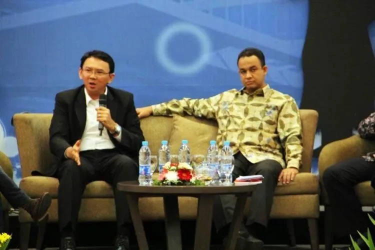 Tak Ingin Diam Saja Dihadapan Masalah Bangsa, Akademisi Ini Berani Menawarkan Solusi Lewat Politik! 10