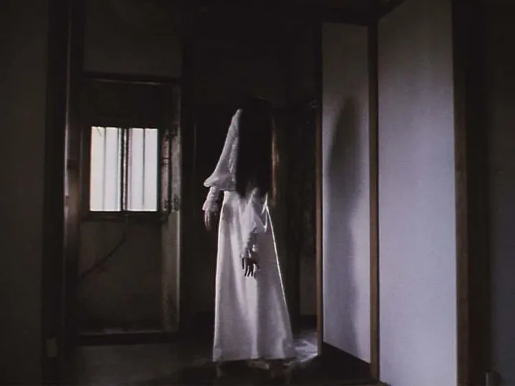 Setan Juga Bisa Nongol di Dalam Rumahmu. Tempat-tempat Ini yang Jadi Favorit Para Hantu! 9