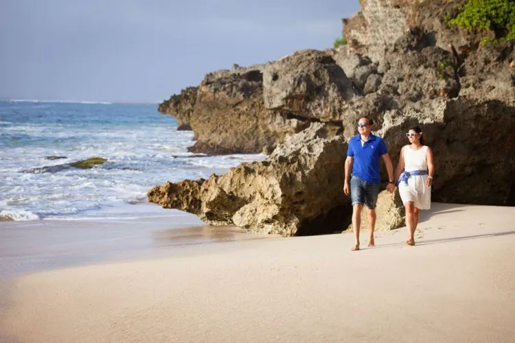Inspirasi Prewedding di Bali yang Dekat Tanpa Harus Terlalu Mesra. Manis Deh Lihatnya! 18