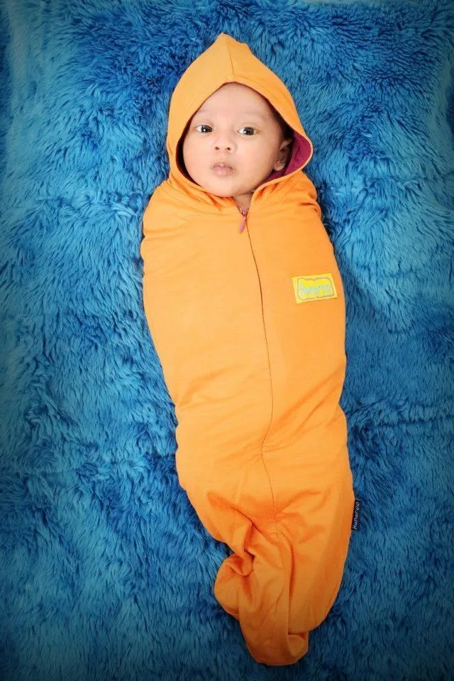 Inspirasi Bedong Lucu yang Tak Hanya Buat Bayi Hangat, Juga Menyegarkan Mata yang Melihat 15