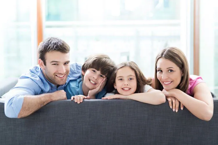 (Anak Muda Bicara) Menikah dengan Duda yang Sudah Punya Anak? Ini 12 Pendapat dari Kaum Hawa 16 family