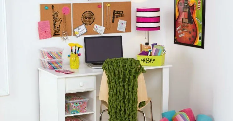 12 Ide Renovasi Kamar Unik dan Sederhana. Modalnya, Cuma Gunting dan Lem Saja! 12
