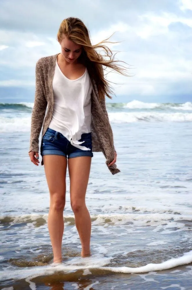 7 Outfit Buat Liburan ke Bali yang Simple, Satu Tas Aja! 10
