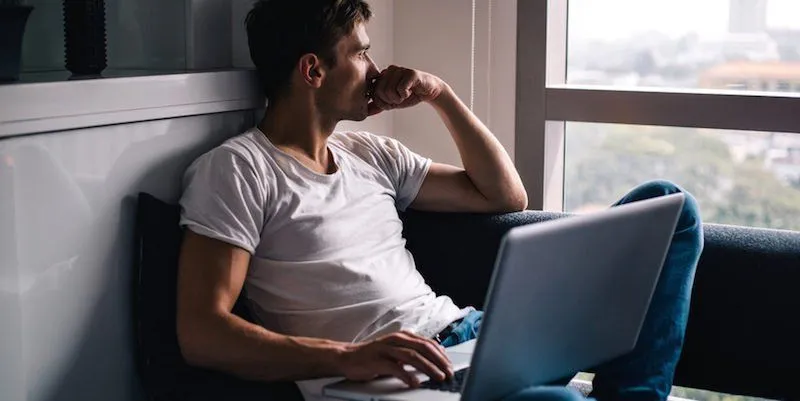 Daripada Buang Tenaga Buat Nangis, Ini 9 Cara Patah Hatimu Justru Bisa Jadi Motivasi Sukses! 14