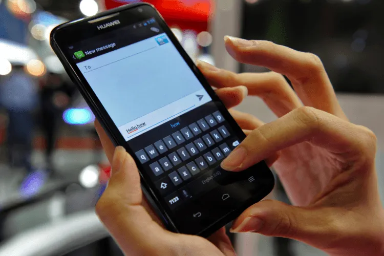 Aturan-aturan Mengirim SMS ke Dosen Pembimbing, Biar Penolakan Nggak Selalu Mendarat Padamu 11