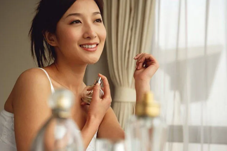 Bukan Make-up Atau Body Bagus, Tapi 5 Faktor Inilah yang Seharusnya Para Cewek Punya! 10