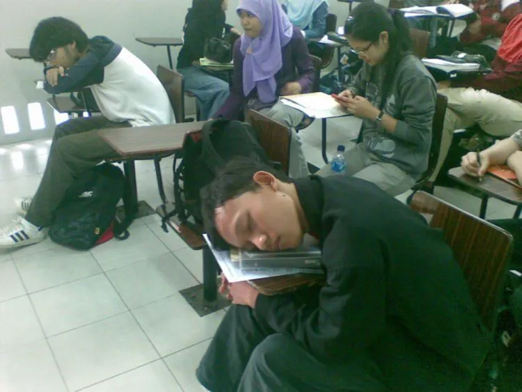 Kenapa Sih Traveler Selalu Dianggap Kurang Kerjaan. Padahal Kami Juga Fokus Buat Masa Depan! 8