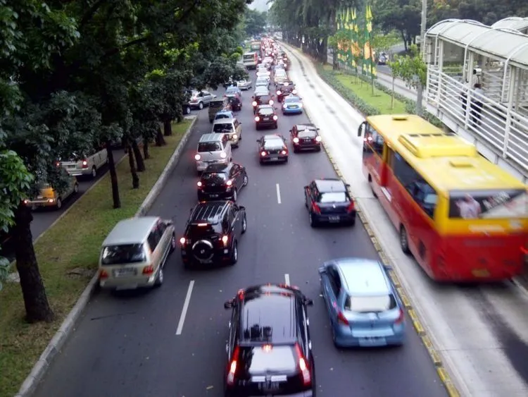 Masak Cuma Iseng Sih, Jangan-Jangan Ini Alasan Sebenarnya Pelaku Memutar Bokep di Videotron Jakarta 8