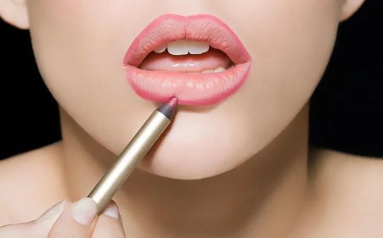 Serba-serbi Lipstik Matte yang Perlu Kamu Pahami, Agar Bibirmu Selalu Cantik Tiap Waktu 4