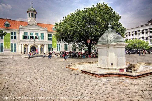 Jakarta Nggak Cuma Dufan dan Pulau Seribu Aja. Kunjungi 7 Taman Cantik Ini, Biar Hidupmu Makin Berwarna! 11