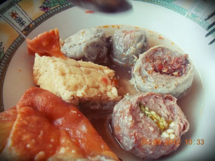 Bakso Atau 'Oskab' Malang Ini Bikin Lapar Perut dan Mata. Wajib Coba! 12