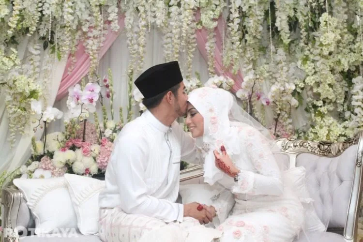 Malu Dong Kalau Modal Nikah dari Hutang atau Orangtua. Sebelum Kejadian, 8 Hal Ini Wajib Kamu Persiapkan! 14