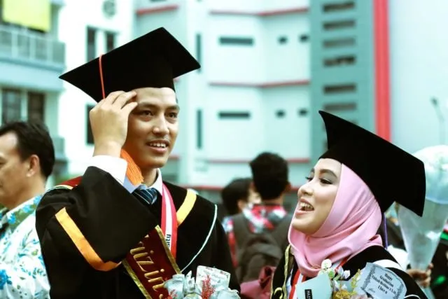 Karena Kamu Bukan Seleb yang Harus Umbar Hal-Hal Pribadi, 5 Hal Ini Baiknya Simpan Sendiri 7