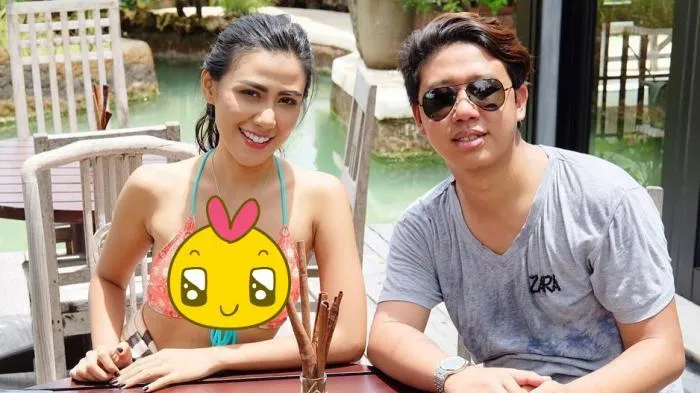 Hari Pertama Kenalan di Tinder, Hari Kedua Dibelikan Mobil, Hari Ketujuh Nikah! Senangnya Rey Utami 12