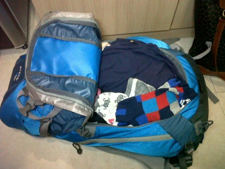Bedanya Cowok dan Cewek Saat Packing Buat Traveling. Duh, Cewek Gini Amat ya Kalau Packing... 8