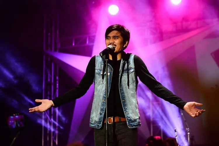 Saat Hati dan Harimu Mulai Berat, 12 Lagu Sheila On 7 Ini Bisa Menjadi Obat yang Paling Mujarab! 11
