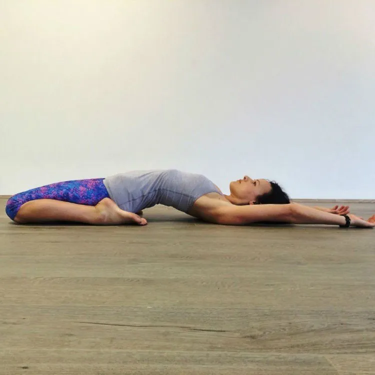 Bye-bye Sama Perut Buncit dengan 11 Gaya Yoga Pelancar BAB Ini. Yuk Coba! 14