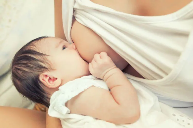 9 Fakta Soal Menyusui yang Akan Bikin Para Calon Ibu Muda Kaget dan Bilang;