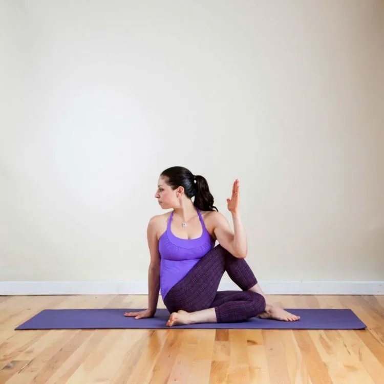Bye-bye Sama Perut Buncit dengan 11 Gaya Yoga Pelancar BAB Ini. Yuk Coba! 16