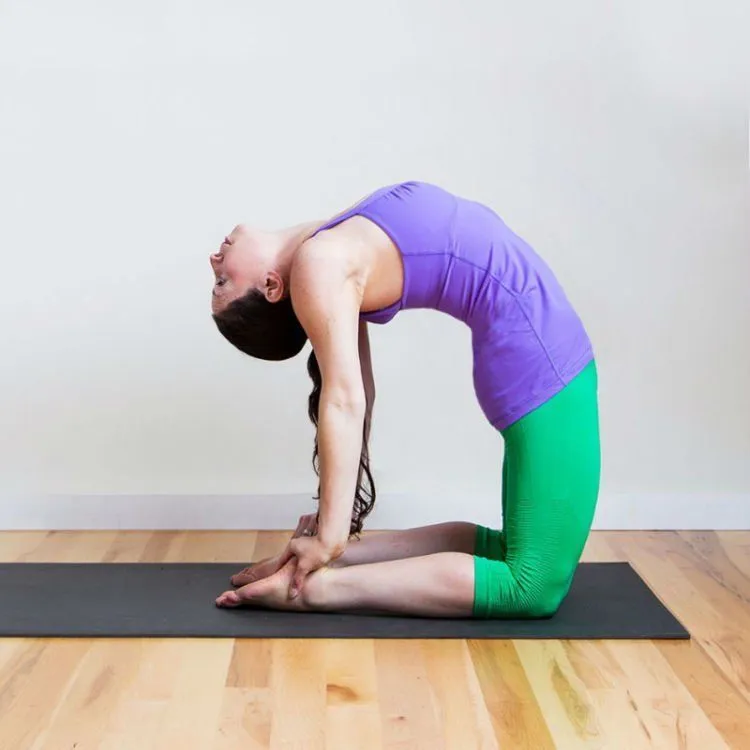Bye-bye Sama Perut Buncit dengan 11 Gaya Yoga Pelancar BAB Ini. Yuk Coba! 22