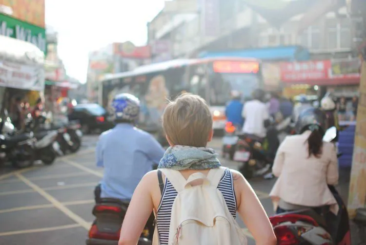 5 Alasan Kenapa Kenangan Jalan-jalan Sama Mantan Susah Dilupakan. Bikin Baper Terus-terusan! 8
