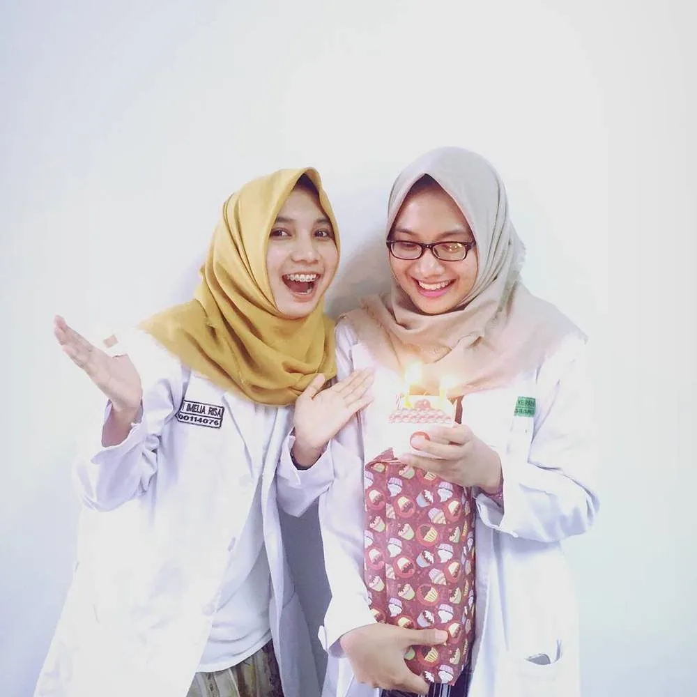 Di Balik Tingginya Prestis, Inilah Isi Hati Cewek Kedokteran. Cowok Jangan Minder Kalau Mau PDKT! 6