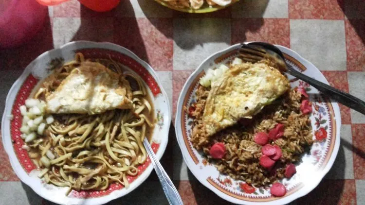 8 Nasi Goreng di Surabaya yang Enak dan Favorit 10