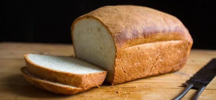 Bukannya Kenyang, 7 Makanan Ini Justru Bikin Kamu Tambah Lapar. Pantesan Nggak Kurus-Kurus! 9