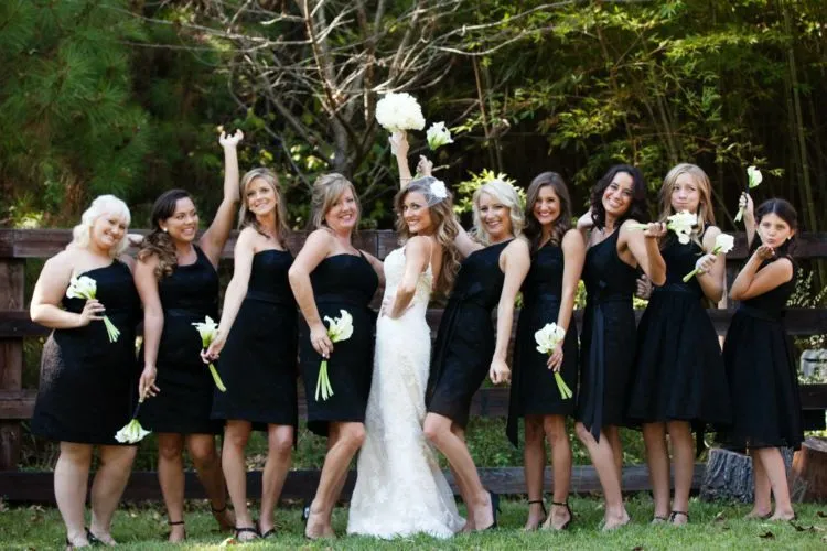 5 Trik Menghemat Budget Baju Bridesmaid. Tetap Cantik tanpa Keluar Duit Banyak 10