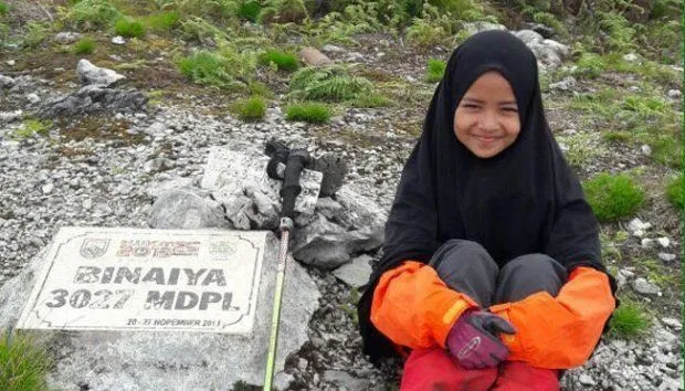 Belajar Sama Khansa Syahlaa. Gadis Cilik Ini Sukses Mendaki Lima Gunung di Usianya yang Masih Belia! 6