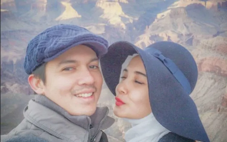 Cobaan Tak Membuat 5 Pasangan Ini Menyerah. Kamu yang Belum Apa-apa Milih Mundur, Harus Belajar Dari Mereka 16