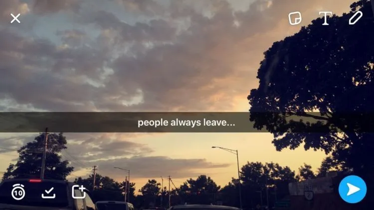 Kisahmu dan Dia yang Berakhir, Digambarkan Lewat 15 Qoutes yang Mencabik Hati Ini 19